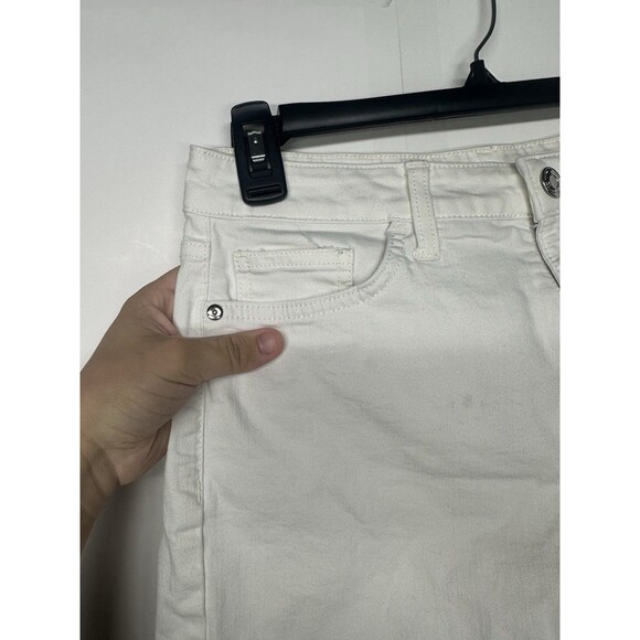 Lauren Conrad White Denim Shorts Women's Size 6 Cuffed Casual Summer Style - Picture 4 of 9